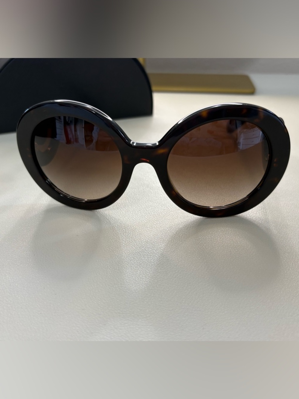 Prada tortoise shell round baroque sunglasses - Picture 6 of 6